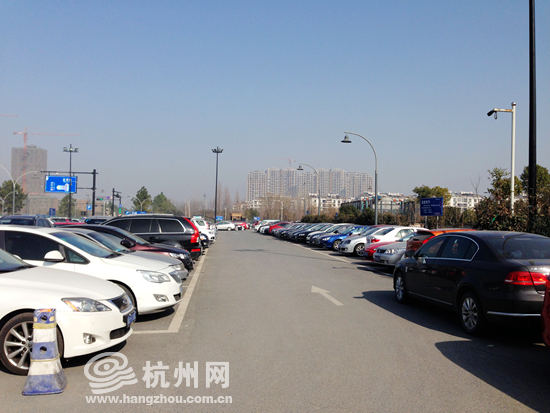 杭州地铁湘湖、临平站启用停车换乘半价优惠 