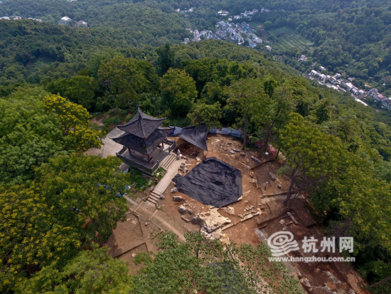 杭州南高峰塔基遗址航拍"双峰插云"制高点重见天日(组图)