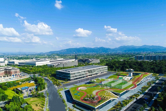 换个角度看西湖② 杭州有朵智慧"云" 云栖小镇写就的创业创新故事