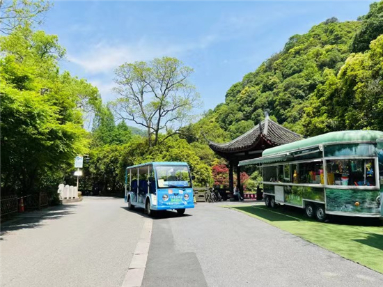 10月2日10月7日西湖西溪景区推出惠民服务身高13米含以下儿童70周岁及