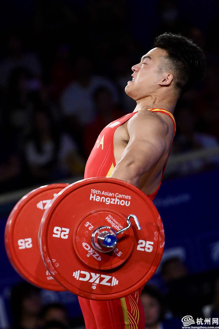 中国选手田涛勇夺举重男子96公斤级金牌朝鲜选手摘银