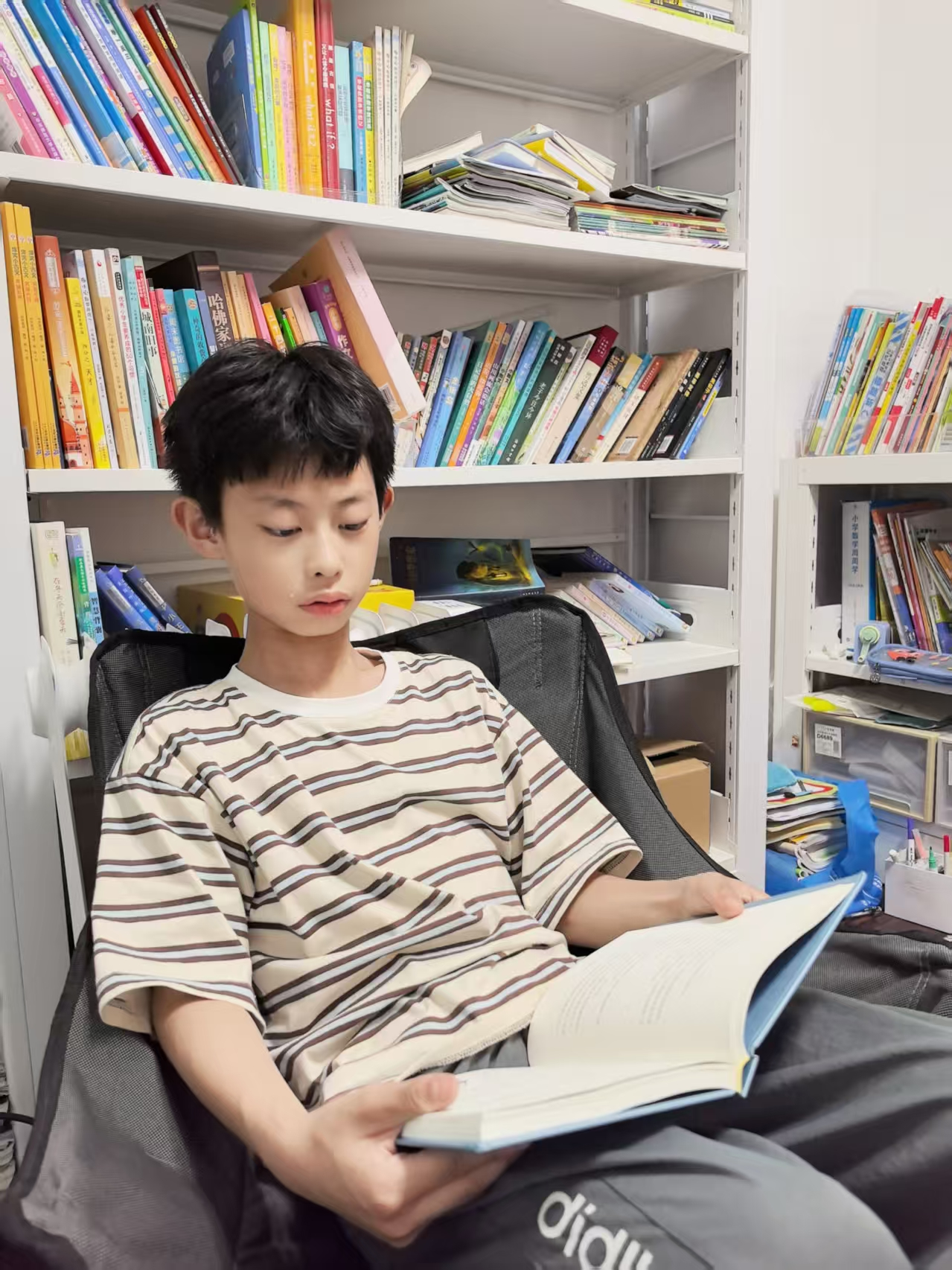 刘老师所在班级的孩子们 保持着良好的阅读习惯 配图3