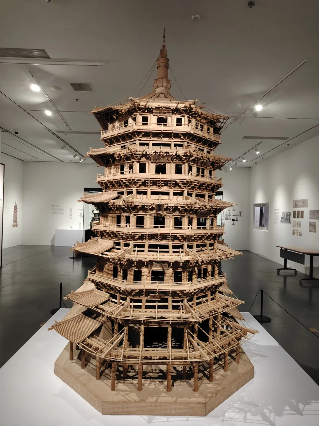 配图4