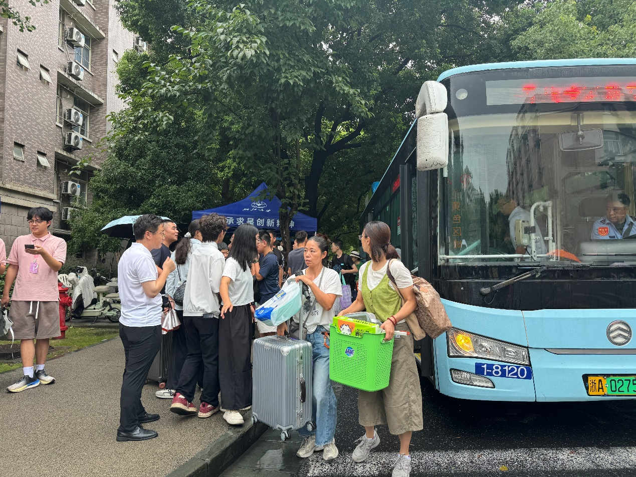 配图2
