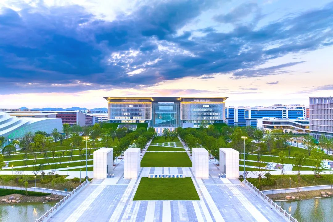 配图2