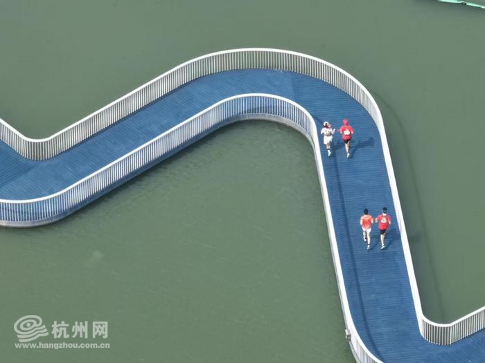 配图2