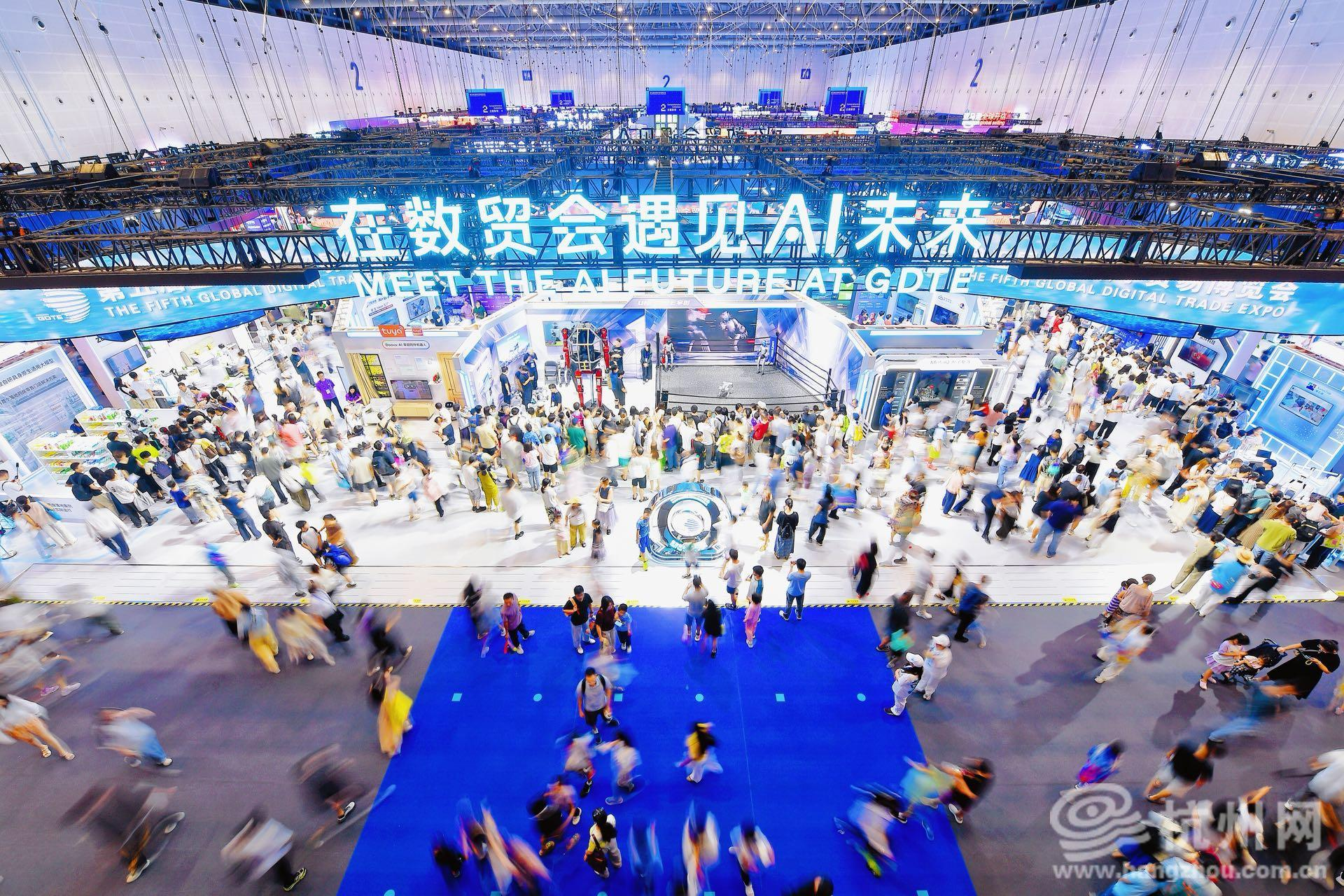 首席记者 王川 摄 配图1