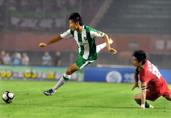 图文-[中超]河南建业1-0杭州绿城争取扳平比分