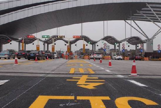 杭州机场高速4月底通车 往返市区收费最少20元