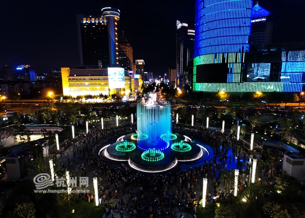 变化相得益彰武林广场让杭州夜景更完美3d灯光秀开场效果非同凡响梦回