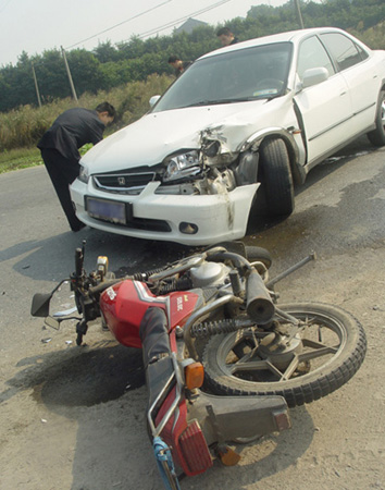 更多11月29日晚,东洲大桥附近发生一起重大交通事故,一辆货车与一辆对